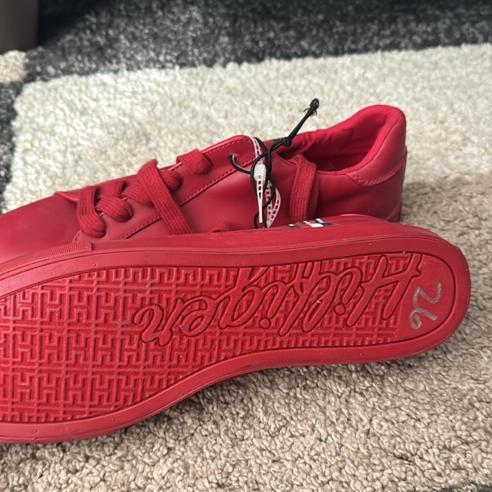 TOMMY HILFIGER Size 11 Red Sneakers Never worn - Picture 2 of 3